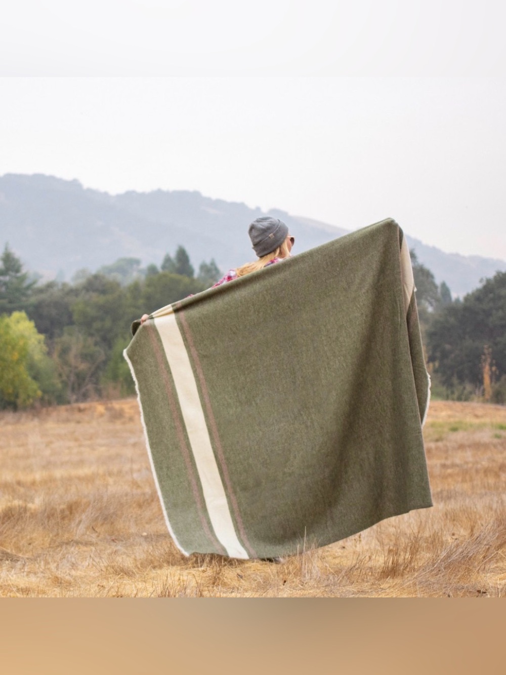 Like new Origaudio Elliston Wool blend blanket